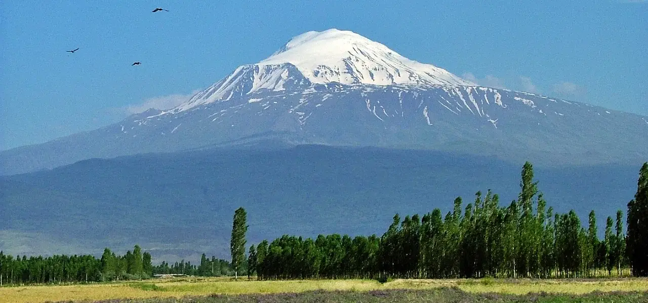 アララト山