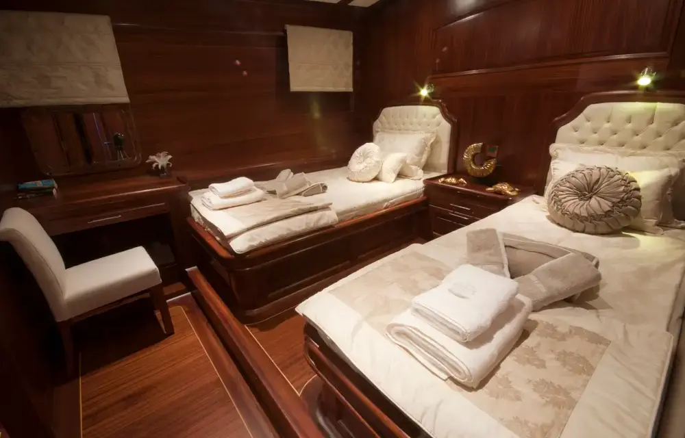 Twin Cabin A